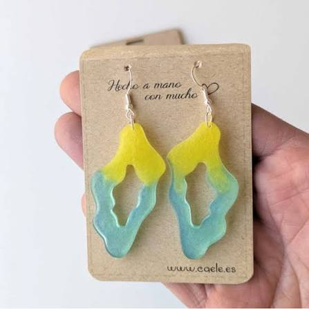 Colgantes y pendientes (R)esina