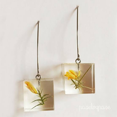 Colgantes y pendientes (R)esina